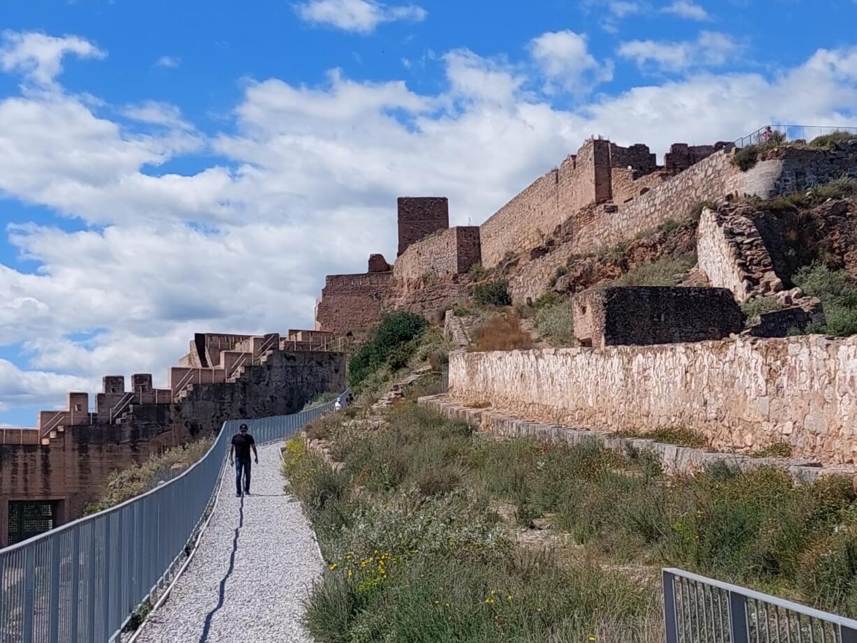 Castillo de Sagunto & sus Murallas
